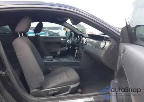 2007 Ford Mustang Gt Deluxe/Gt Premium from USA, damaged, VIN 1ZVFT82H775258724